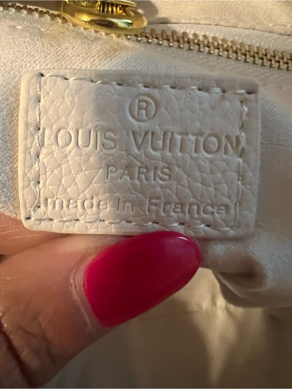Louis Vuitton “Fashion” White and Pink Monogram Neverfull Tote with Pouch - Picture 9 of 11